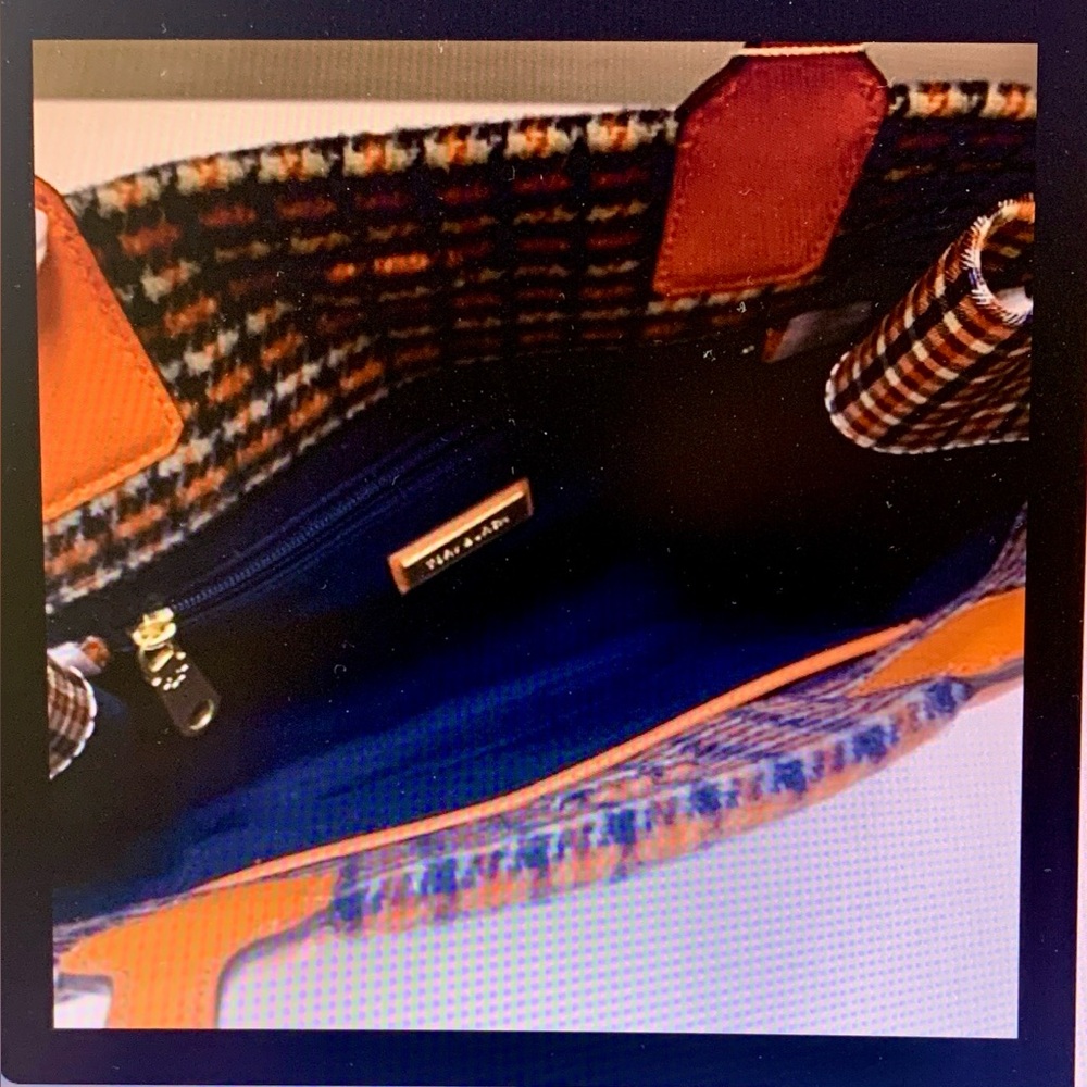NWT Tory Burch Ella Plaid Mini Tote

“Ember Glenn Plaid Tote” - Picture 5 of 12